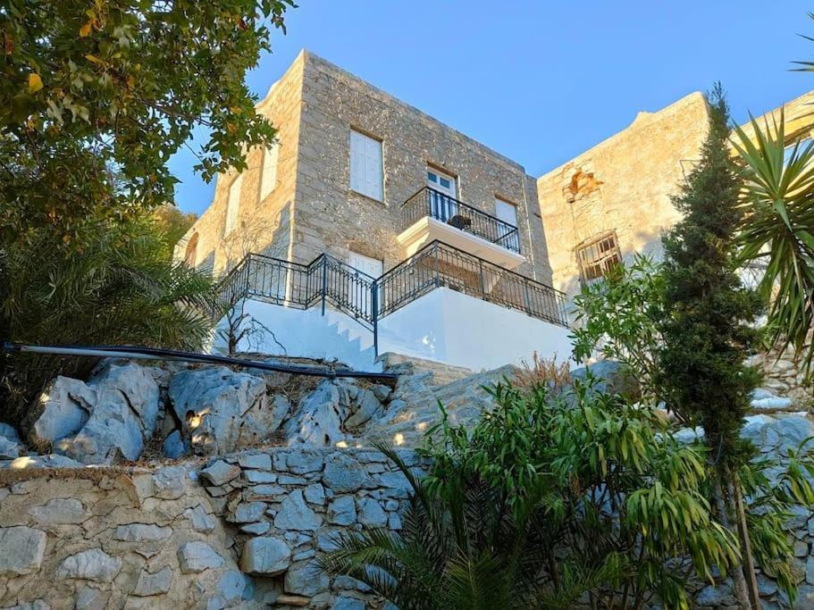 Holiday home Maison Avec Terrasses Et Vues *